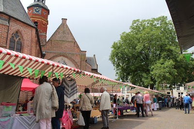 BetuwsBuren viert jubileum met streekmarkt in Buren