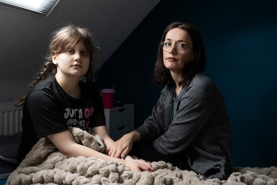 Jenna (10) spat on over face mask, but life-threatening without: ‘Reactions sometimes so aggressive’