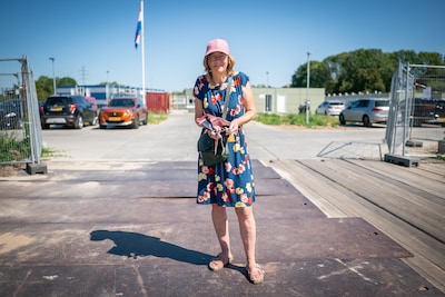De vrijwilligersgroep van Ria blijkt hard nodig in Bemmelse noodopvang: ‘Vooral de kinderen vervelen