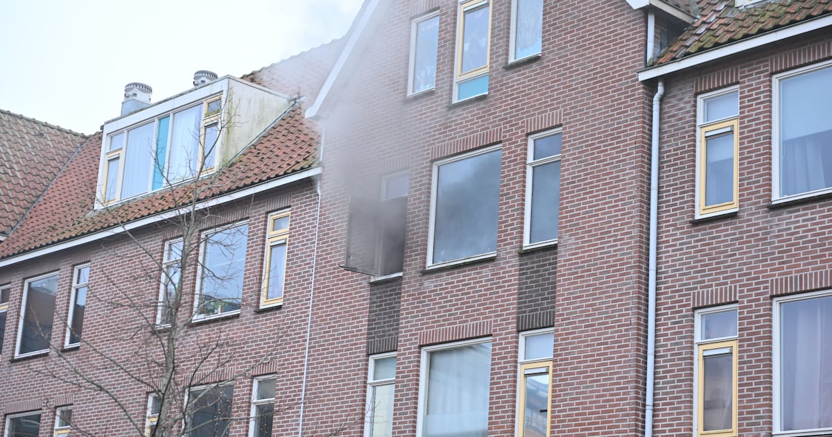 Appartement op het Martiniplein in Sneek onbewoonbaar door brand