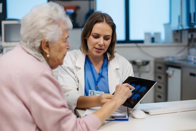 Battle over new Alzheimer's drug flares up: patient group urges reimbursement