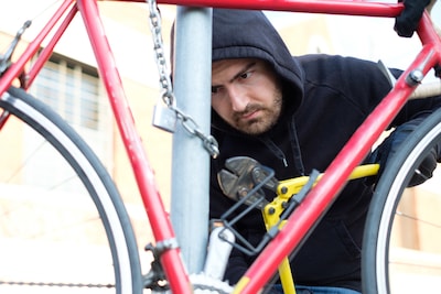 Aantal aangiftes van fietsendiefstal bij station Woerden gedaald