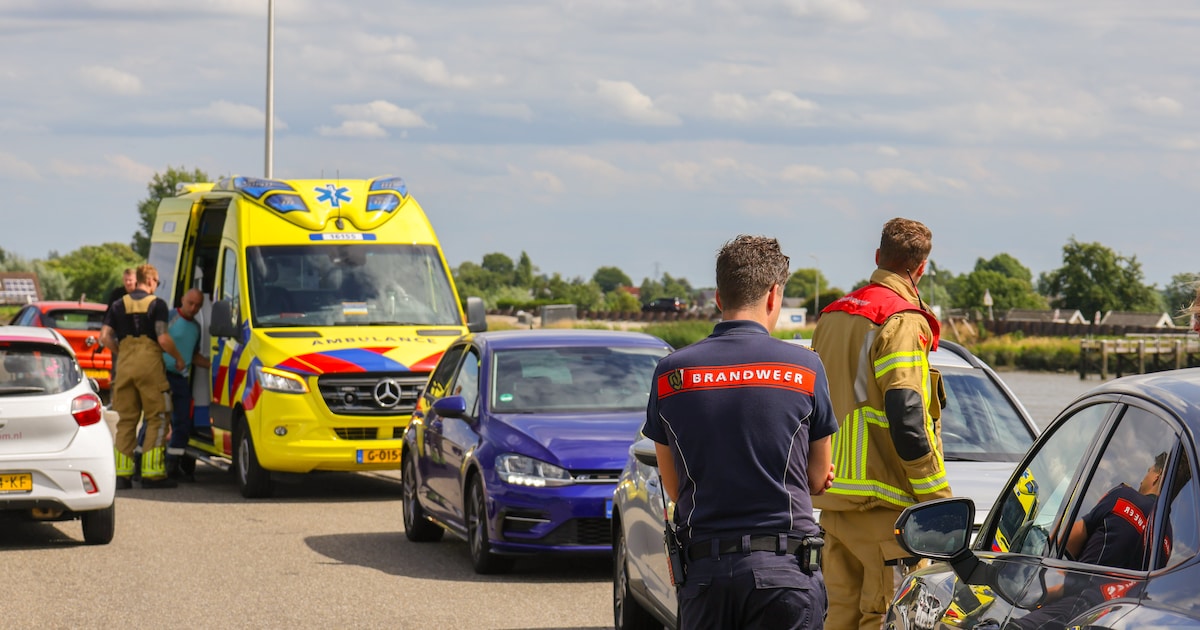 Motor belandt in water op Kortenoord in Nieuwerkerk aan den IJssel