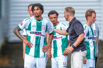 Geen rijen meer: FC Dordrecht stopt met fysieke kaartverkoop op wedstrijddagen