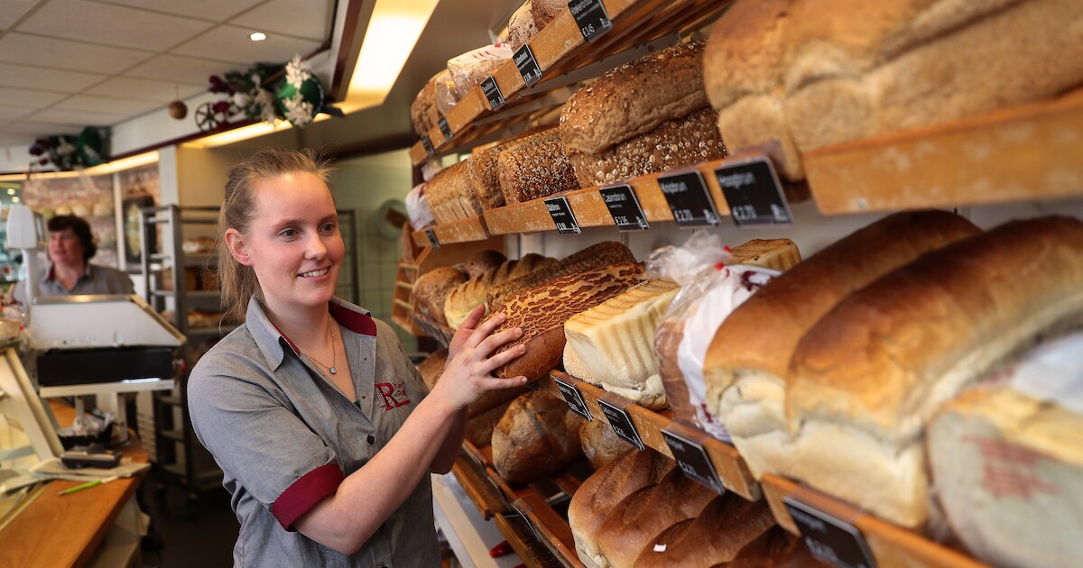 100-jarige Bakkerij Reedijk zet een kroontje op het brood