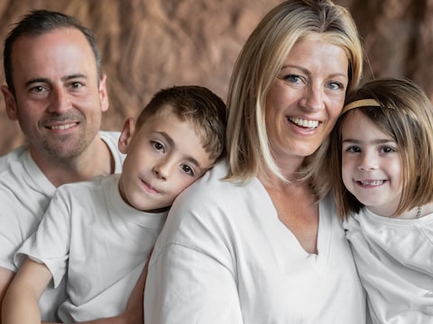 Jonge moeder Suzanne (43) overleden na jarenlange strijd tegen kanker: ' Gevochten met alles wat ik had' | Zoetermeer | AD.nl
