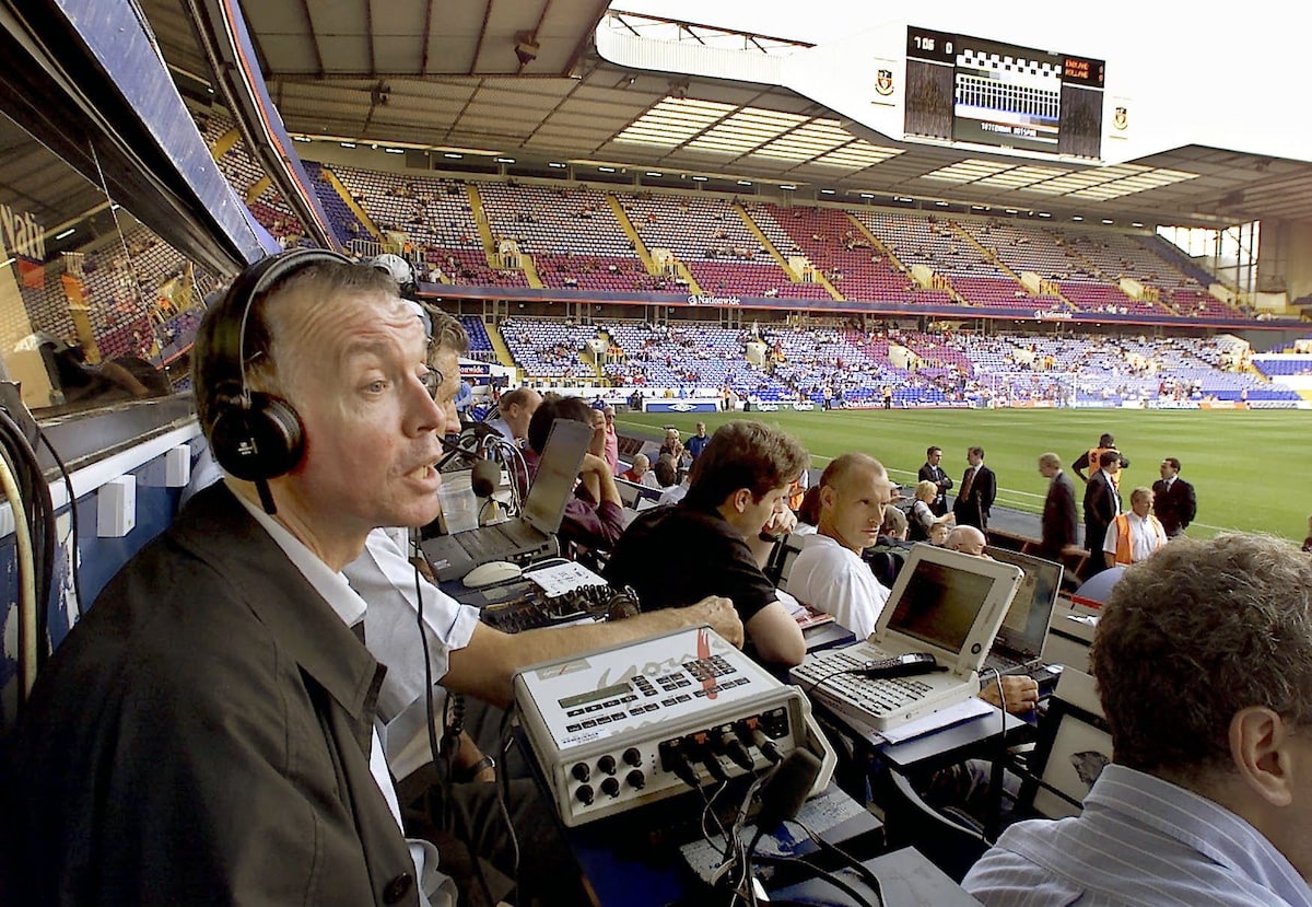 Voetbalcommentator Ron de Rijk (66) overleden na kort ziekbed | Nederlands  voetbal | AD.nl