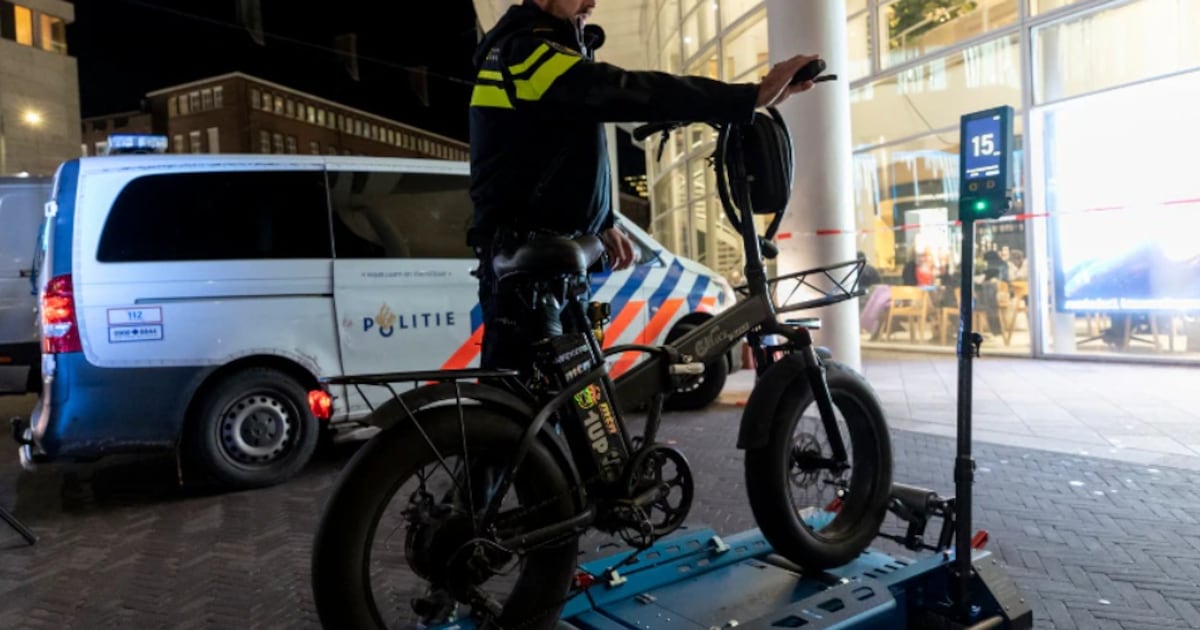 Politie controleert fatbikes in Hellevoetsluis