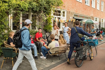 Chatting with strangers: You can do it on these benches in Haarlem