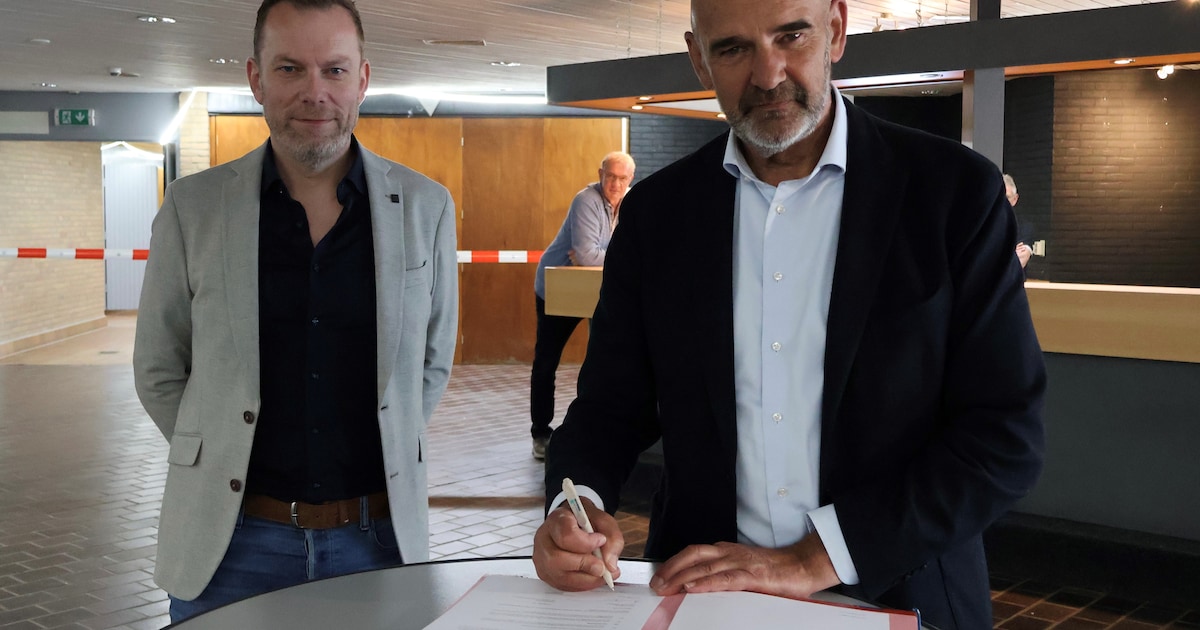 Renovatie sporthal De Kamphal in Wezep van start