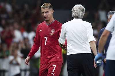 Iconisch rugnummer Ronaldo meteen naar ploeggenoot, Portugese media hard: ‘Onvolwassen’