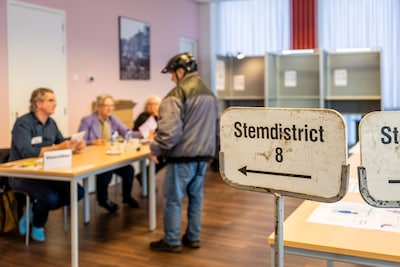Verkiezingen in het Roosendaalse Kalsdonk: twee uitersten, één stemhokje
