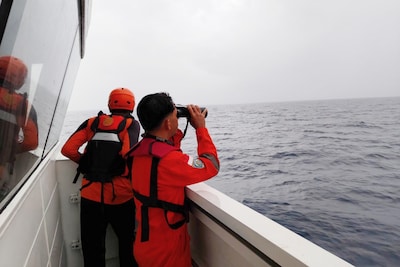 Boot met vijf Nederlandse toeristen vermist in Indonesië