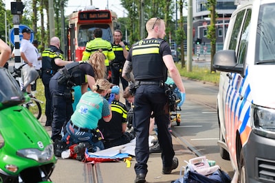 Haagse scooterrijder (33) aangehouden voor mishandelen agent tijdens controle