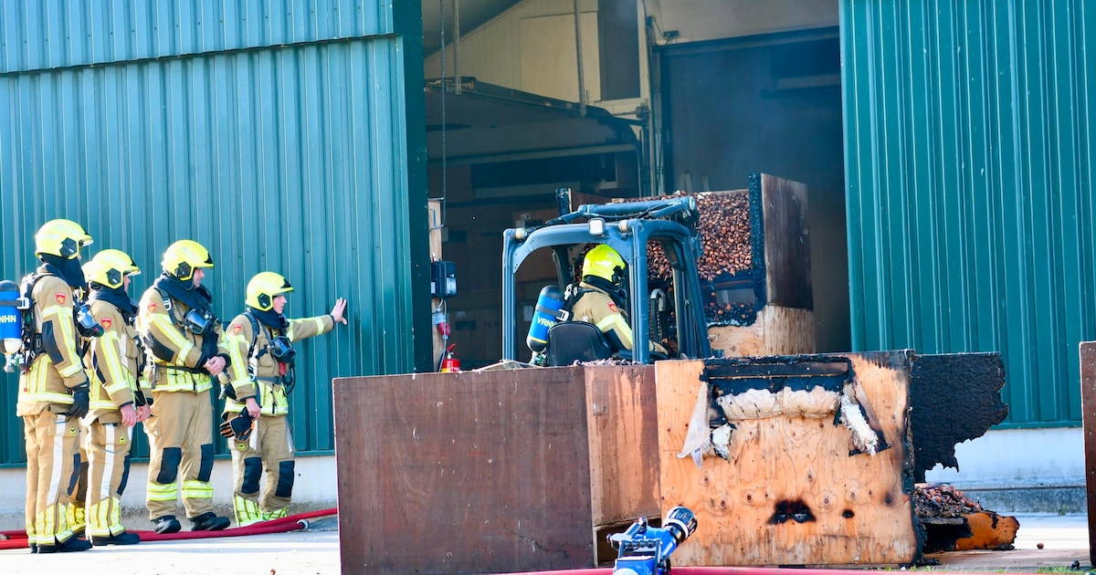 Brand in koelcel bij agrarisch bedrijf Enkhuizen