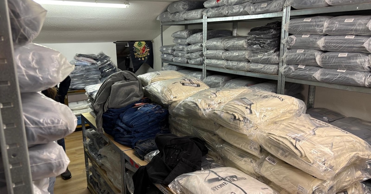 Grote hoeveelheid valse merkkleding gevonden in Montfoort: tienduizenden kledingstukken en accessoir