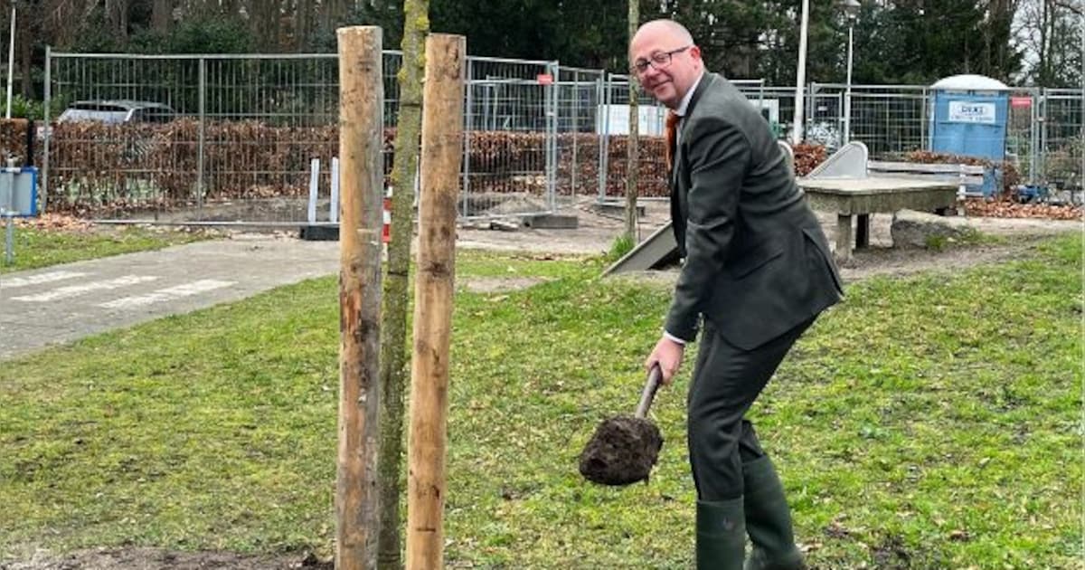 Warmond begint met planten van 310 nieuwe bomen