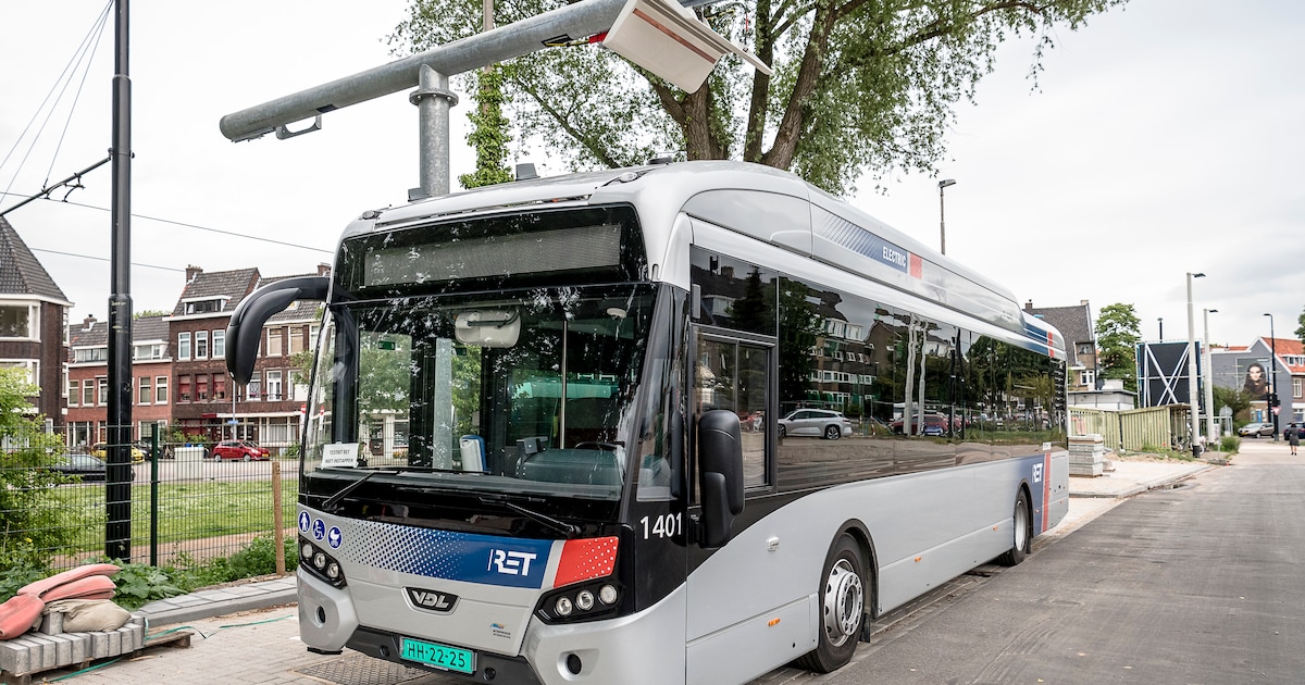 Nieuwe vaste buslijn 107 start, spitslijnen 281 en 285 verdwijnen in Spijkenisse