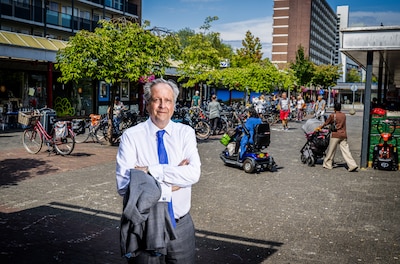 Pechtold is tegen betutteling en regels als antwoord op problemen: ‘Er mag al zoveel niet’