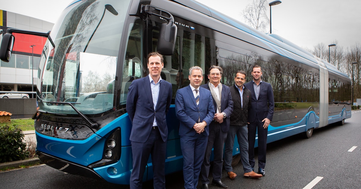 Qbuzz presenteert nieuwe elektrische bussen: stiller en schoner | Regio ...