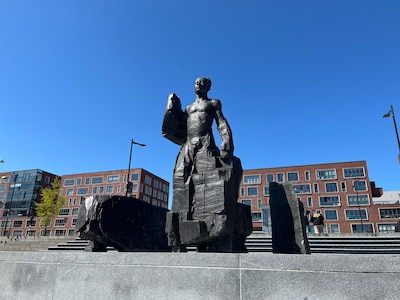 Mystery solved: The impressive story behind this statue