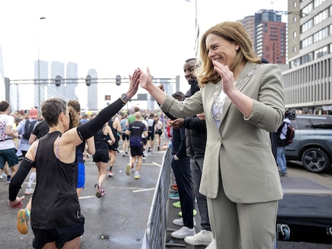Carola Schouten bij de start van de marathon van dit jaar.