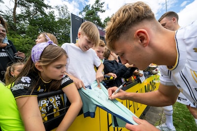 Niet in de binnenstad, maar Vitesse houdt wel weer een fandag (met presentatie van het thuisshirt)