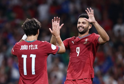 Duitsland weer niet langs Griekenland, vervanger Cristiano Ronaldo schiet Portugal naar zege op Noorwegen