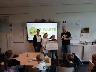 Ds. J. Bogermanschool uit Dordrecht wint E-Waste Race