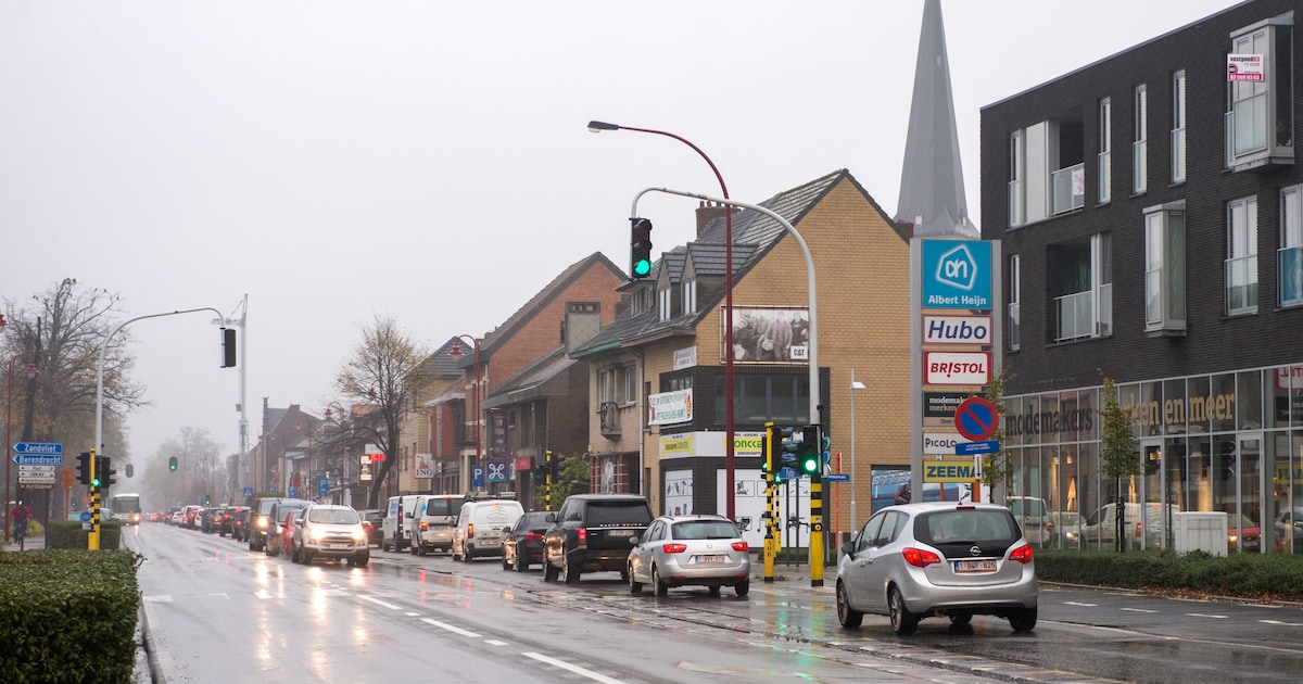 Dorpsstraat in Stabroek zondag afgesloten voor avondmarkt