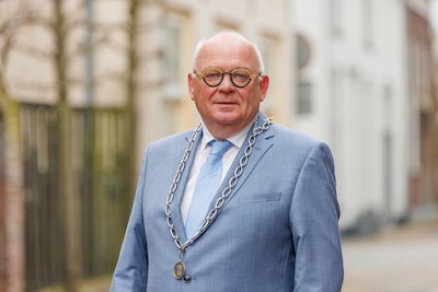 Arco Hofland blijft burgemeester in Doesburg