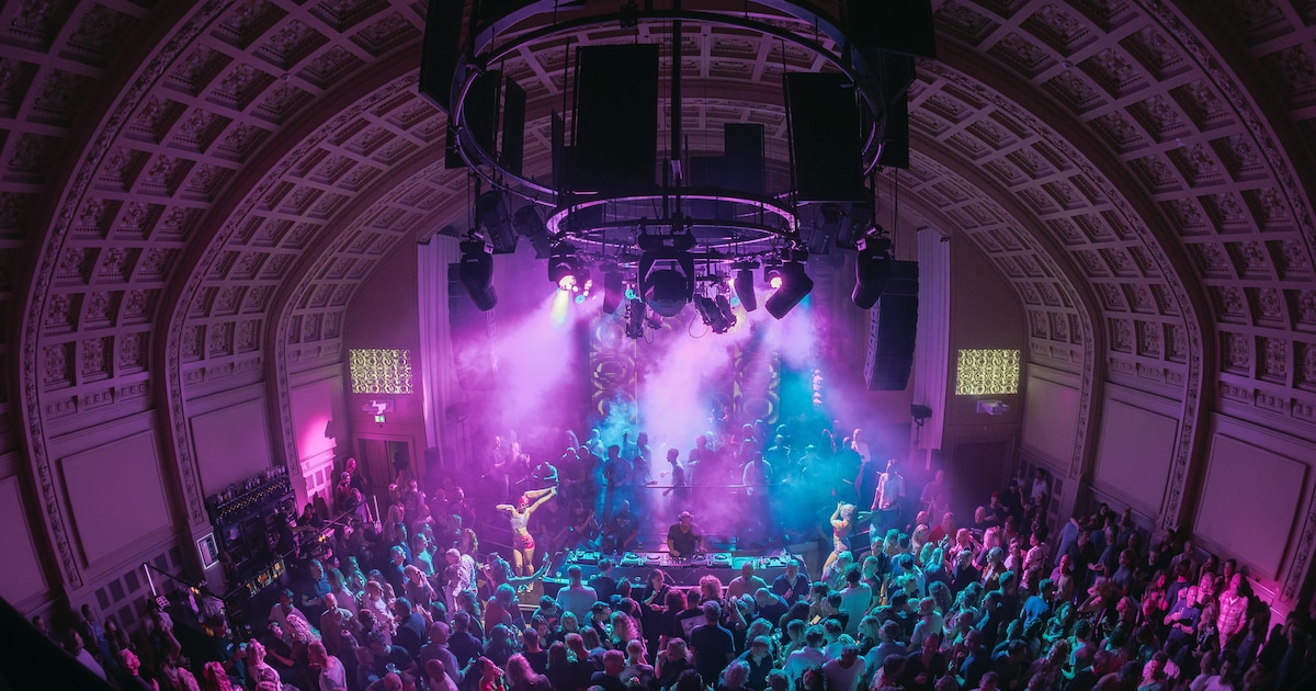 Voor Club Looney in Arnhem zette de NS nachttreinen in: de nineties herleven met technolegende