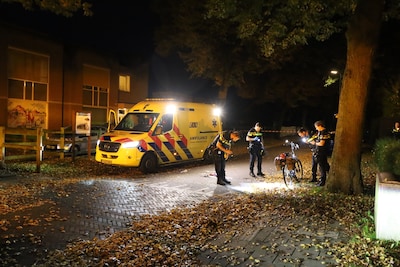 Fietser gewond na val in Odiliapeel, met spoed naar ziekenhuis gebracht