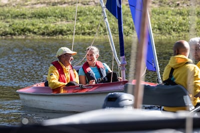 Rolstoelers voelen zich vrij én verantwoordelijk in de zeilboot: ‘Ik bepaal zelf mijn koers’