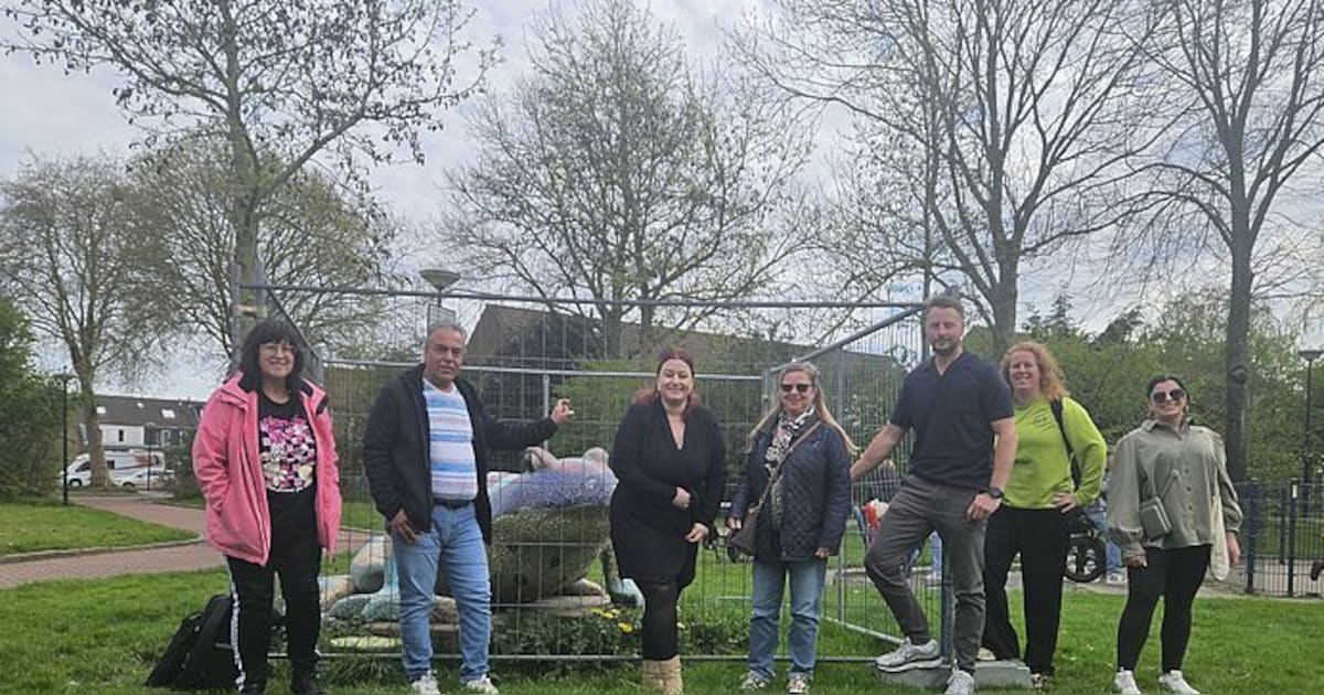 Kunstwerk De Kikker in Heerhugowaard opnieuw hersteld na vernielingen