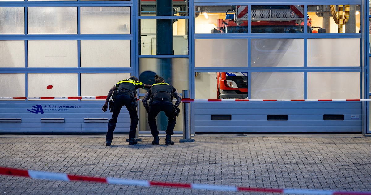 Politie onderzoekt inbraak bij brandweerkazerne in Amsterdam-Osdorp
