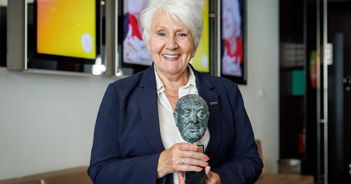 Voorstelling 'Liefdesbrieven' met Anne Wil Blankers en Mark Rietman in Theater Castellum in Alphen