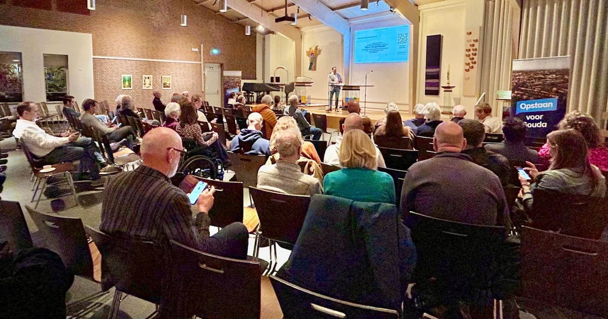 Avond over gebruik gemeentegrond bezocht door vijftig bewoners