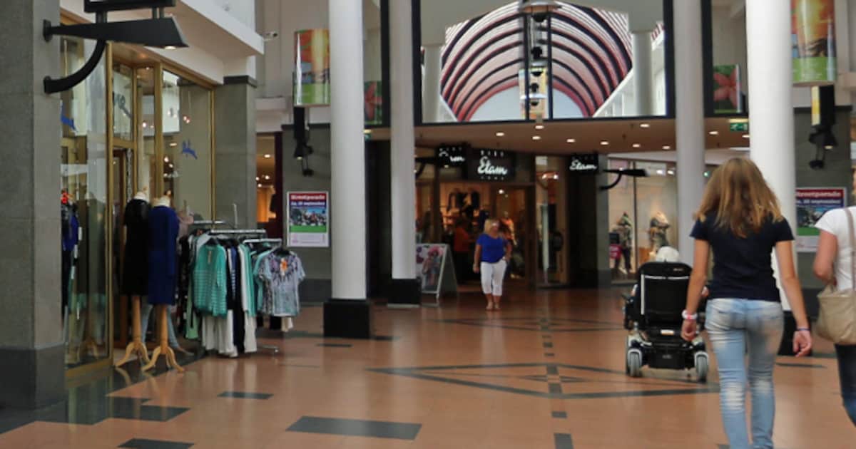 Summer Fair brengt Smurfen naar Hellevoetsluis