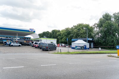 Overleden vrouw aangetroffen bij tankstation aan de Colosseumweg in Rotterdam