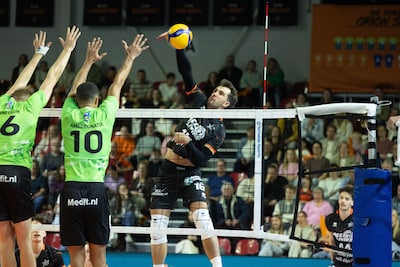 Supercup na zinderende strijd naar Orion Stars, negende prijs op rij een feit