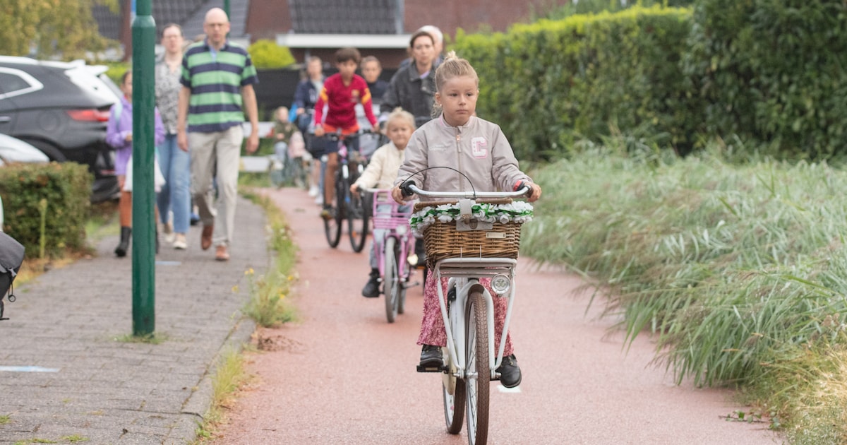 Aankleden, ontbijten en op de fiets naar school: in Eemnes is de vakantie écht voorbij
