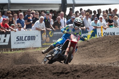 Motorcrosser Herlings met goed gevoel naar Masters-titel in Halle: ‘Vergis je niet, hier staan echt 