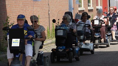 ScootmobielClub Veenendaal houdt toertocht door Veenendaal en omgeving