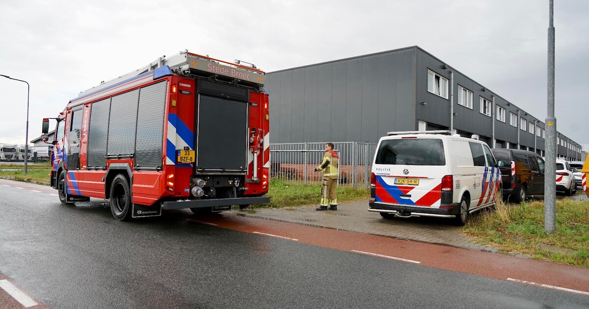 Politie onderzoekt hennepkwekerij aan Drie Kronen in Enkhuizen