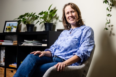 Helma (50) leidde een topcarrière, maar voelde zich leeg: ‘Ik voelde me verantwoordelijk voor alles 