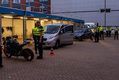 Grootschalige controle in binnenstad Helmond, voertuigen aan de kant gezet