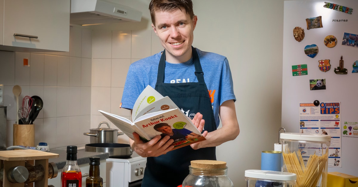 Uitgever gezocht voor succesvol kookboek in begrijpelijke taal: Kok Arthur is nog lang niet uitgekoo
