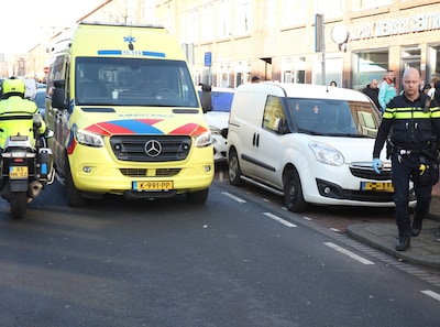 Kind aangereden bij basisschool: bestuurder aangehouden