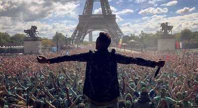 Hoe het geduld van de Dommelse dj Nils van Zandt dan eindelijk beloond werd: ‘Succes is soms ongrijp